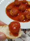 Mini polpettine di ombrina e gamberoni in sugo