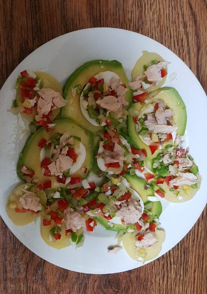 Una foto de Ensalada de aguacate