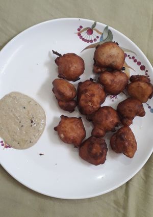 A picture of Mysore bhajji.