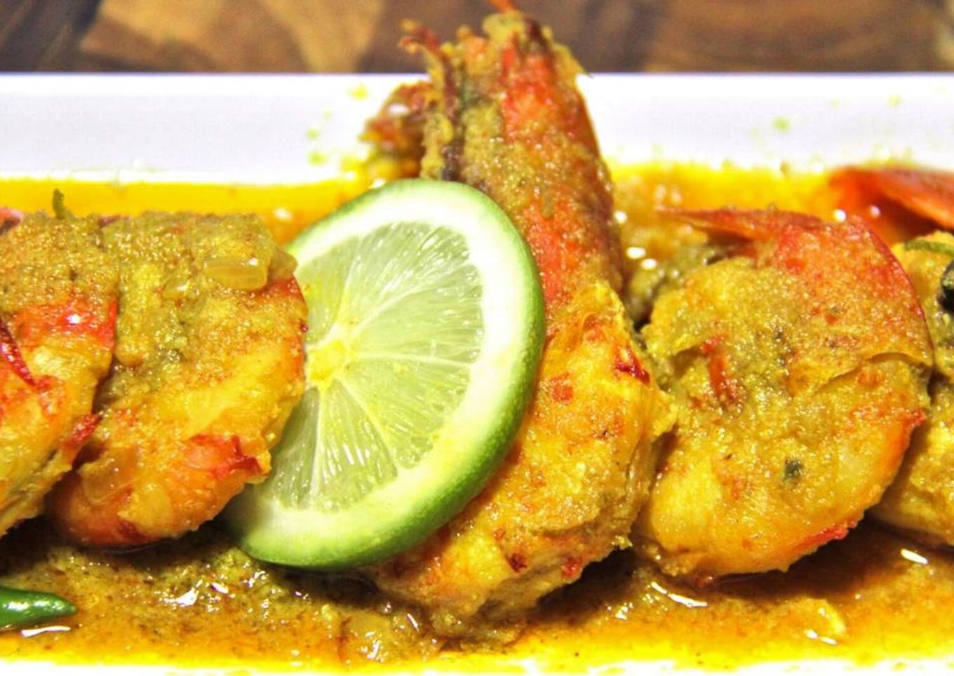 Gondhoraj Chingri | Lemon Prawns