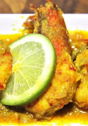 A picture of Gondhoraj Chingri | Lemon Prawns.