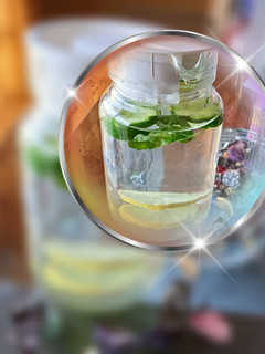 A picture of Detox water.