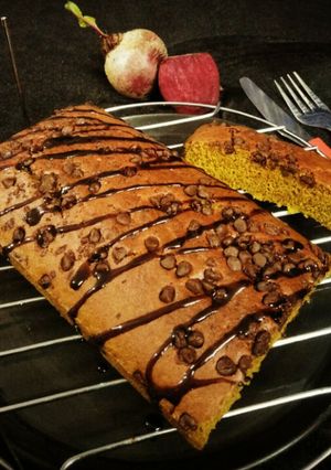 A picture of Wheat flour beetroot cake.