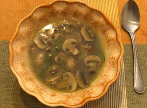 Una foto de Sopa de hongos