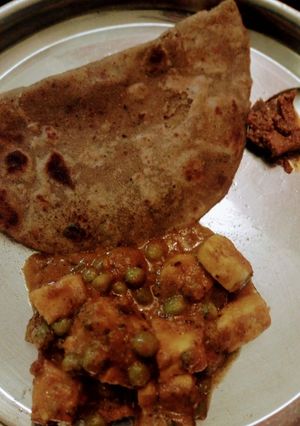 মটর পনির কারি (matar paneer curry recipe in Bengali) রেসিপির প্রধান ছবি