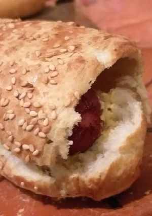 Una foto de Hot dog Dijon