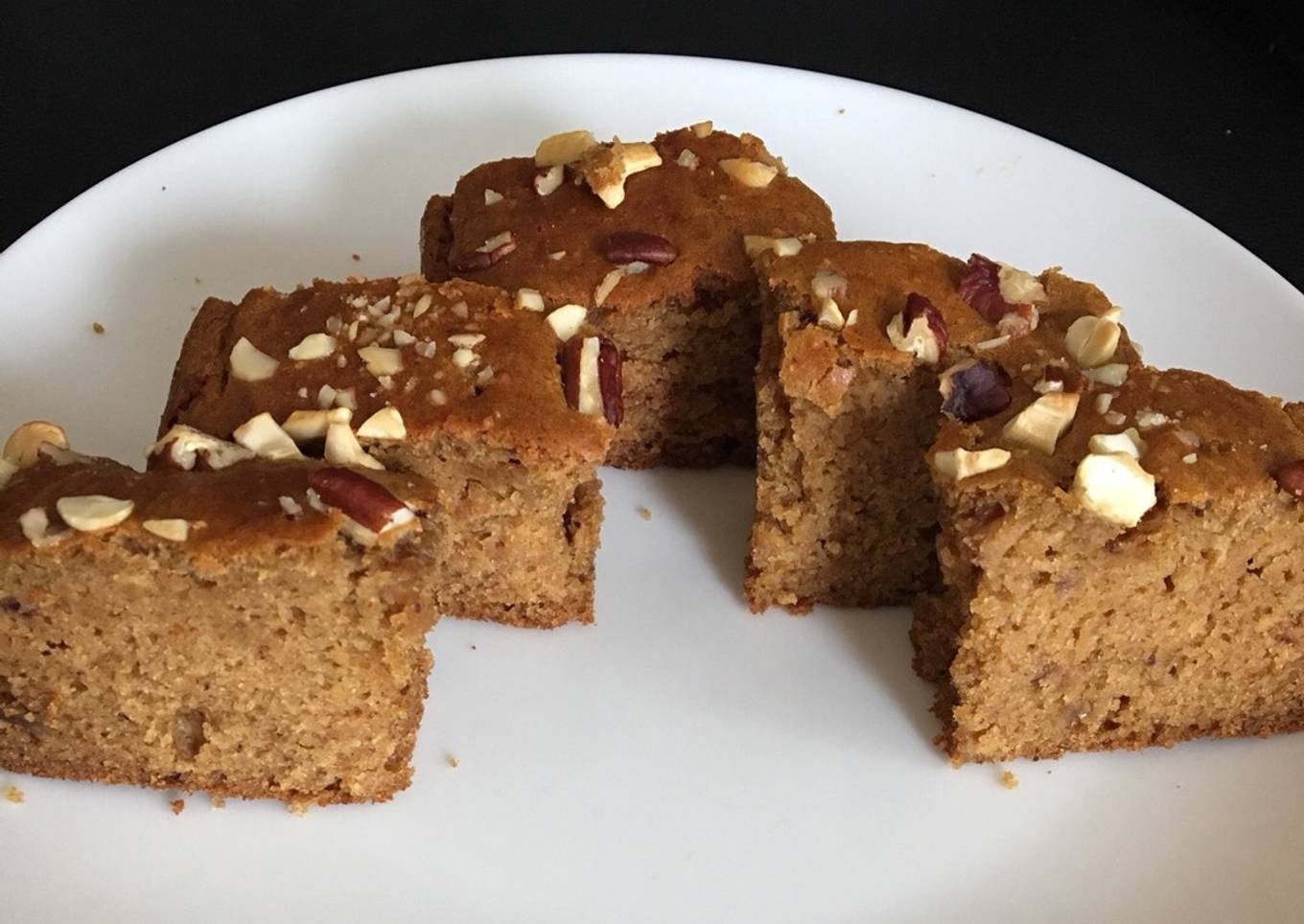 Oats dates Cake