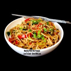 A picture of Veg Hakka Noodles.