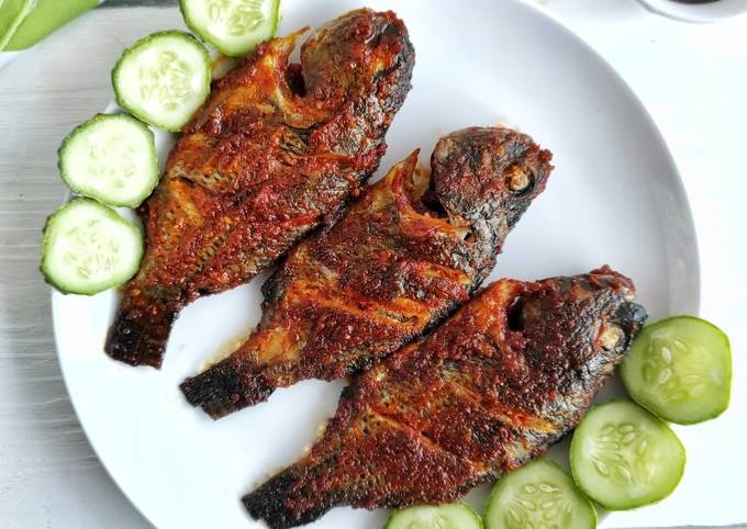 Resep Ikan Panggang Pedas Manis Oleh Aziza Rahmi - Cookpad