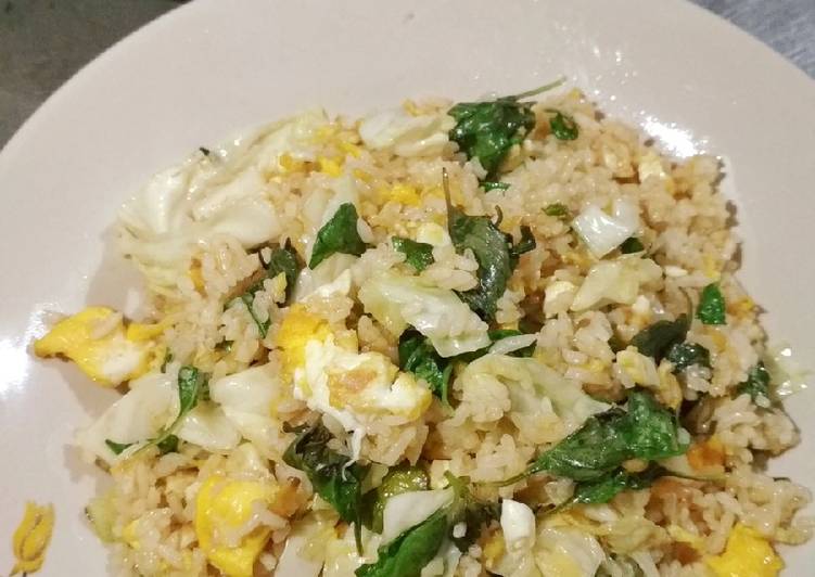 Langkah meracik Nasi Goreng Racik Kemangi, Enak
