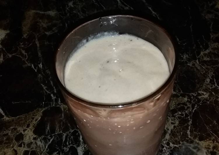 Banana and Apple Milk Shake