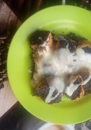 Mákos guba vaníliasodóval recept fotója