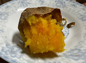 氣炸烤箱料理-烤地瓜🍠 的食譜成品照片