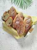 Cranberry Matcha Cheese Bread Tanpa Ulen