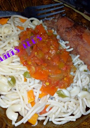 A picture of Spagh macaroni With Tomato Sauce.