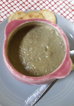 Una foto de Sopa de lentejas