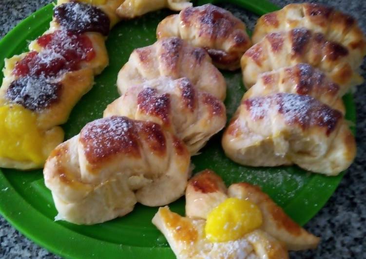 Facturas y medialunas hojaldradas