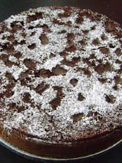 Una foto de Bizcocho integral de chocolate y pera