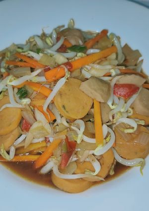 Foto resep Oseng Taoge Wortel Bakso Sosis
