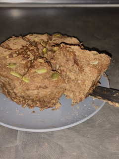 Una foto de Torta de avena y banana. En microondas