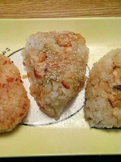 鮭魚烤飯糰 的食譜成品照片