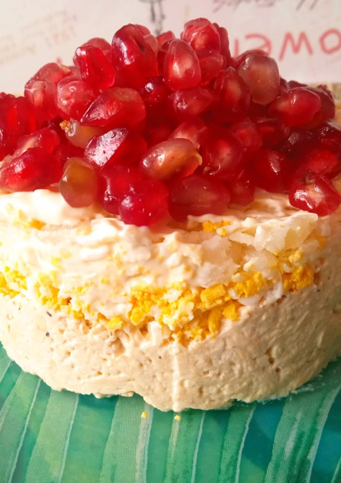 Una foto de Ensaladilla de pollo y granada