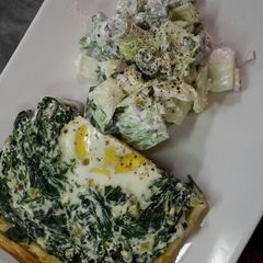 A picture of Spinach and ricotta fluffy pie.