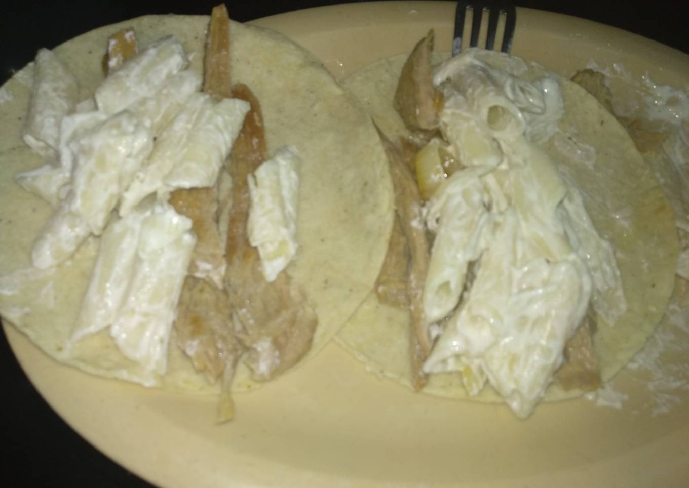 Tacos de bistec y pasta ;'v