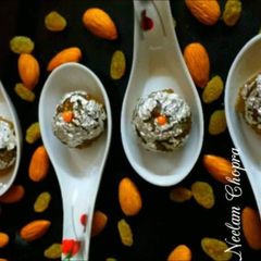 A picture of Paratha Chocolate laddu.