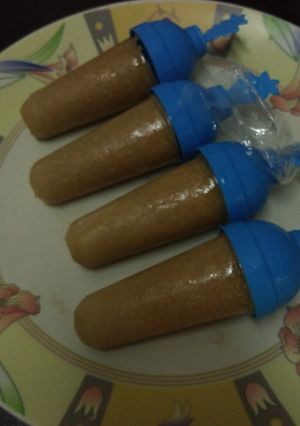 ચીકુ કુલ્ફી {chikoo kulfi Recipe in Gujarati } રેસીપી મુખ્ય ફોટો