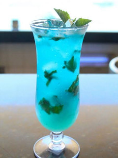 A picture of Blue lagoon virgin mojito.