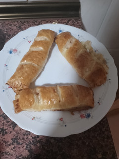 Una foto de Hojaldre de salmón y queso crema