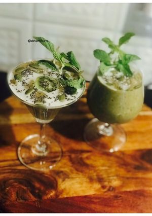 A picture of Apple-Banana Kiwi Chia Oats & Matcha-Smoothie: Vegan.