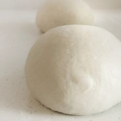 A picture of No knead Pizza Dough.
