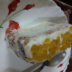 A picture of Instant Rusk Pastry.