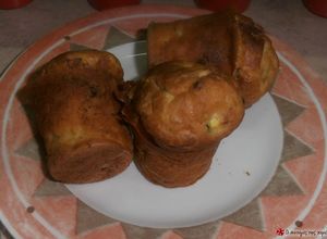 Φωτογραφία της συνταγής Αλμυρά muffins με λιωμένη καρδιά τυριών και ζαμπόν