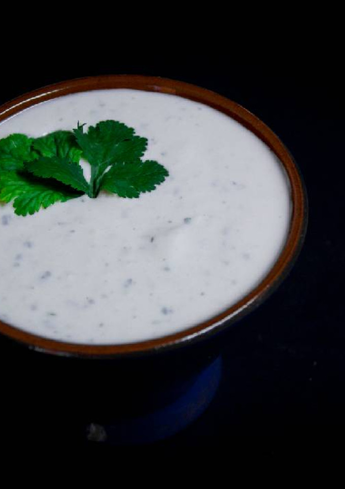 Una foto de Salsa de yogurt (tzatziki)