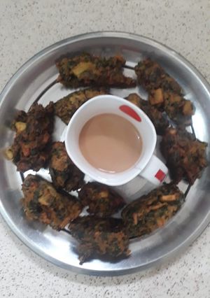 A picture of Spinach pakoda.