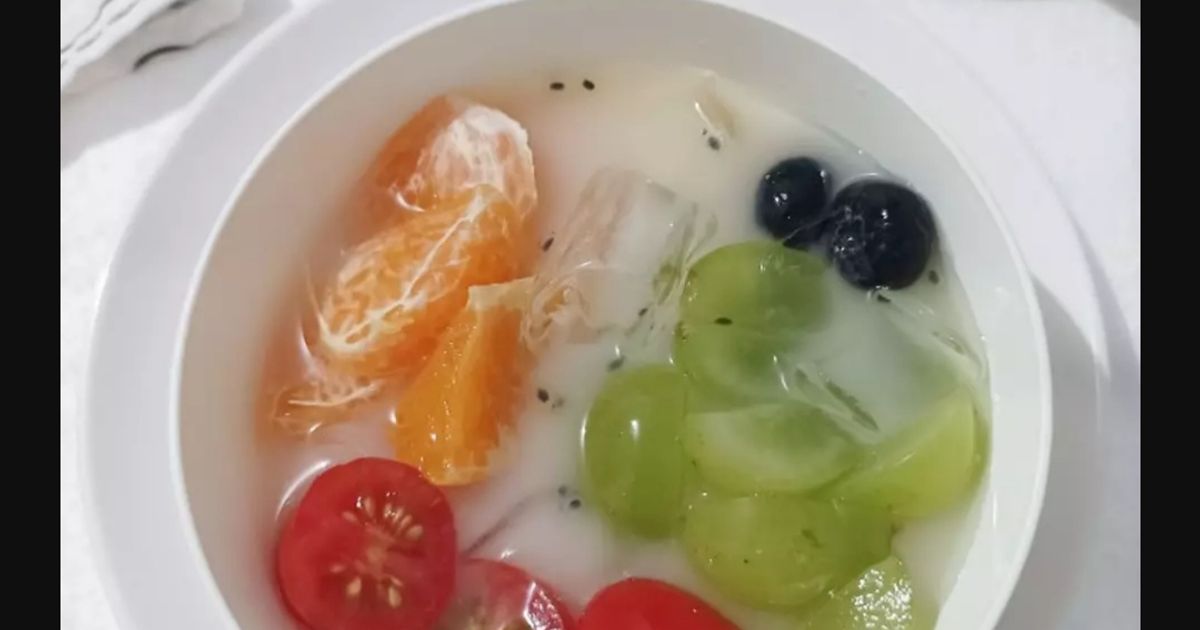 #634. Es Buah Campur Yakult