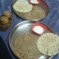 A picture of Moong Paratha.