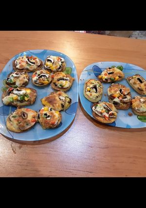 عکسی از دستور مینی پیتزا سیب زمینی😋😋