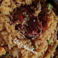 A picture of Jollof rice.