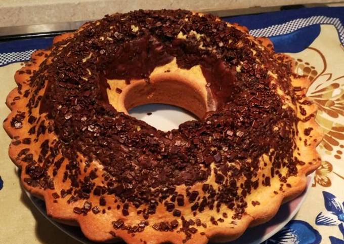 Ricetta Ciambellone Variegato Al Cioccolato Di Cuor Di Cucina ️ Fortuna ...