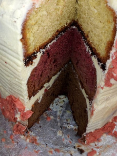 A picture of Butter cream icing.
