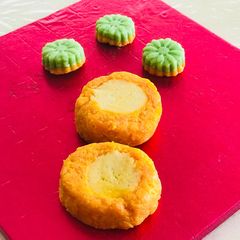 A picture of Carrot and Almond swiss roll.