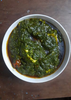 নিরামিষ পালং পনির (Niramish palak paneer recipe in Bengali) রেসিপির প্রধান ছবি