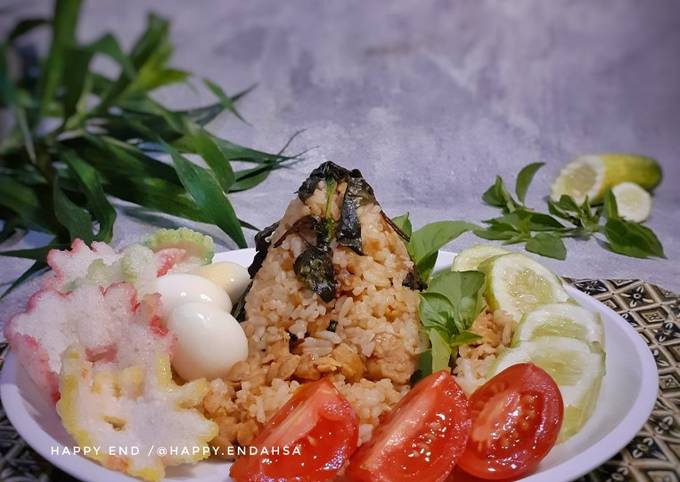 Tumpeng Mini Nasi Goreng Tempe