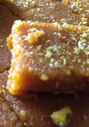 A picture of Rawa mango barfiOr Semolina Mango barfi.