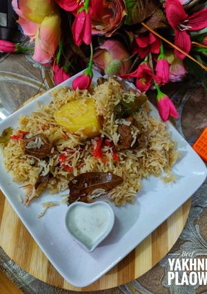 A picture of Beef yakhni pulao.