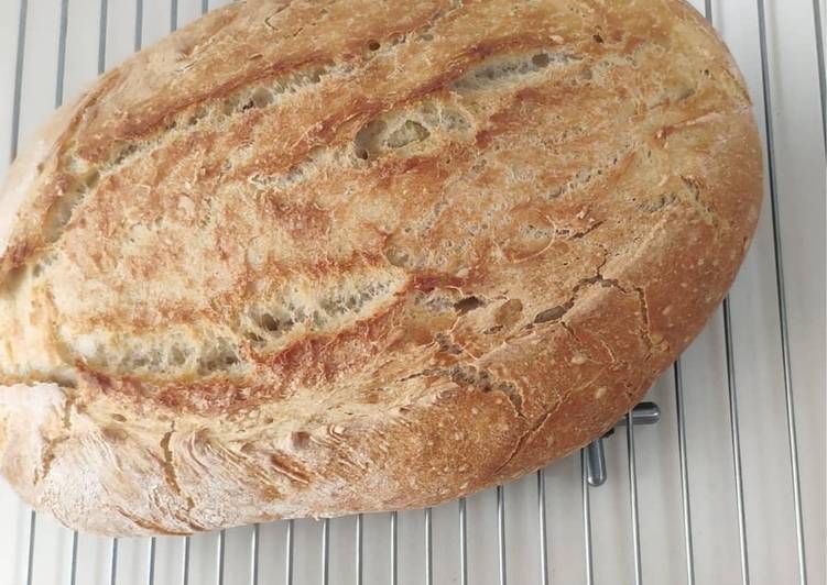 Pan de harina de trigo y levadura fresca